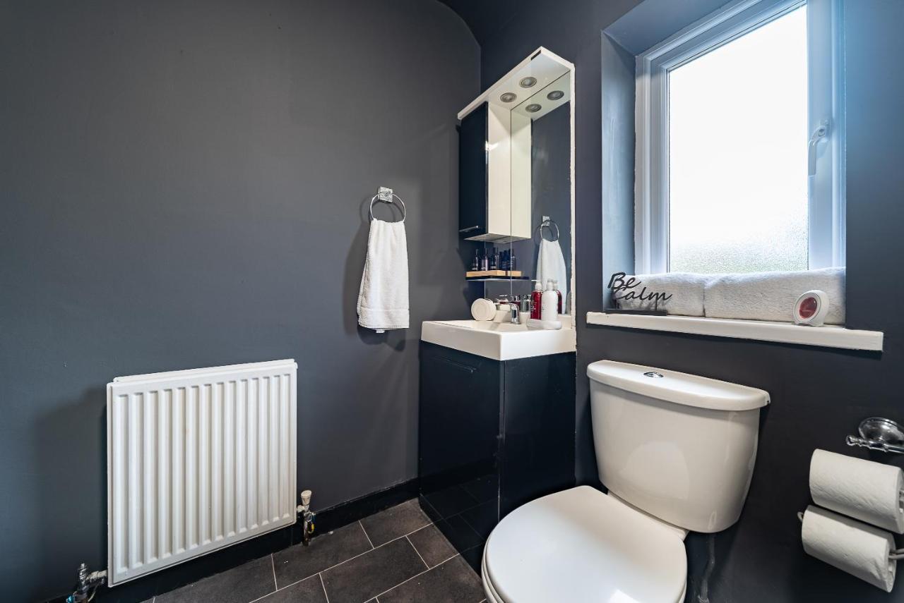J'S Home Away From Home Fresh 2 Bedroom Garden Parking Кингстон-апон-Халл Экстерьер фото