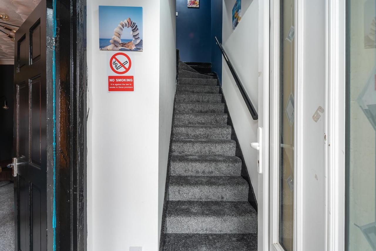 J'S Home Away From Home Fresh 2 Bedroom Garden Parking Кингстон-апон-Халл Экстерьер фото
